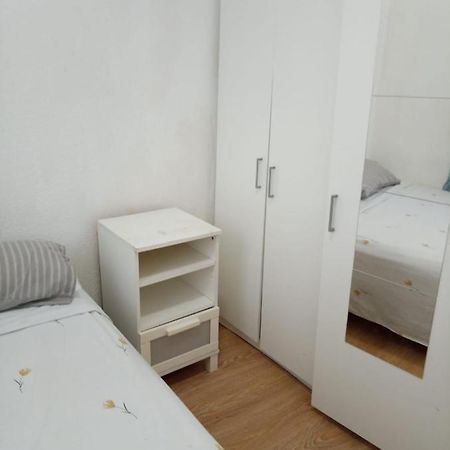 Apartamento En Francos Rodriguez, Junto A Bravo Murillo Apartment Madrid Bagian luar foto
